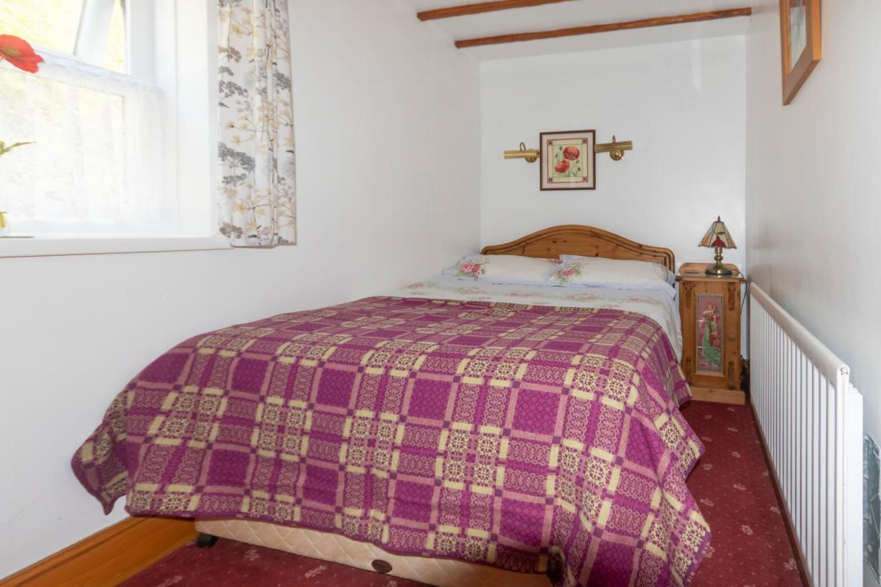 Rosebud Cottage Romantic Cottage For A Couple Фишгард Экстерьер фото
