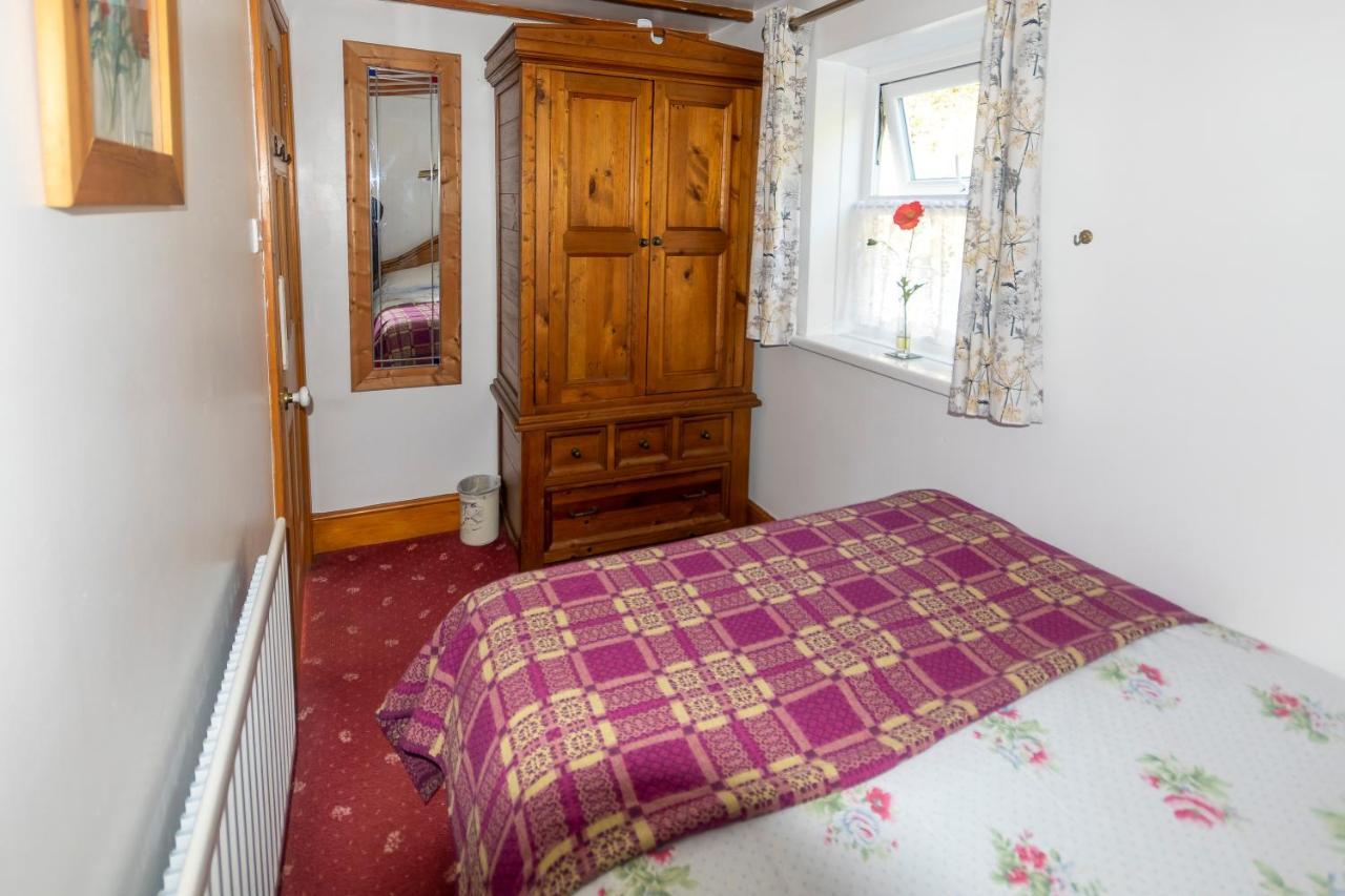 Rosebud Cottage Romantic Cottage For A Couple Фишгард Экстерьер фото